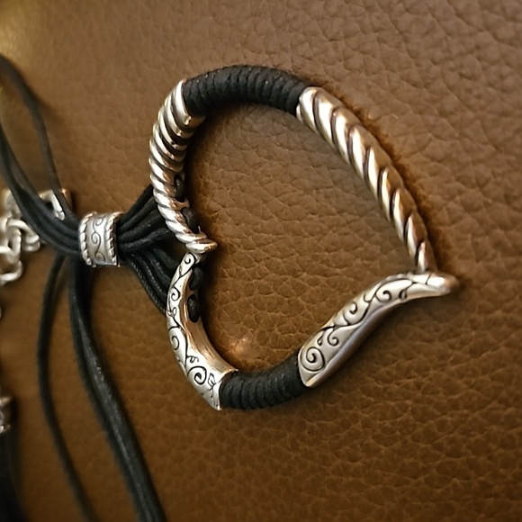 BRIGHTON Black Leather Rope Heritage Open Heart Pendant Choker Necklace - Picture 5 of 6